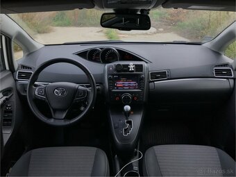 TOYOTA VERSO - 5