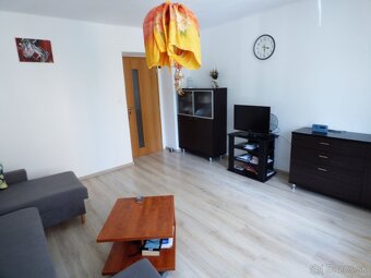 2-izb Tehlový STARÉ MESTO- JÍLEMNÍCKÉHO, OV, 60m2 - 5