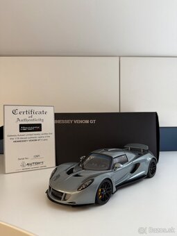 Hennessey Venom GT Autoart Signature 1:18 - 5