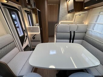 OBYTNÝ AUTOMOBIL MiLLER MONTANA - 5