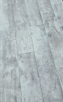 Štýlová krásna keramická dlažba  vzor drevo - 5