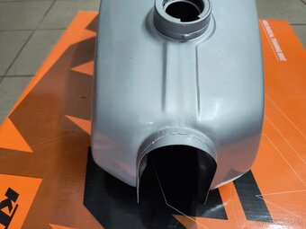 Nádrž a blatník na simson - 5