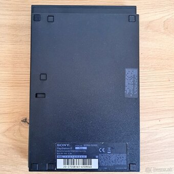 Predám PlayStation 2 Slim – Kompletná sada + hry - 5