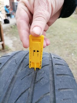 Elektróny 5x112R16 letné pneu 205/55 r16 - 5