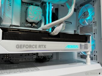 Ryzen 7 9800X3D\32GB\RTX 5080\SSD\1200W Zdroj - 5