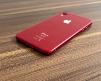 Apple iPhone XR - 5