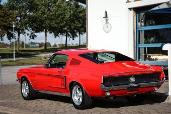 Ford Mustang Fastback 5.0 V8 , modelový rok 1967 - 5