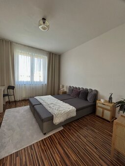 Na prenájom zariadený 2 izbový byt balkón Hospodárska Trnava - 5