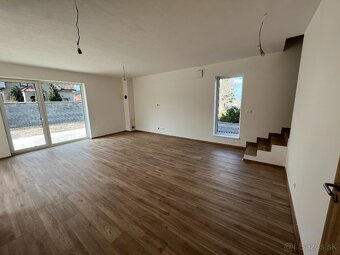 Novostavba Rodinný dom v Štandarde v obci Plavecký Mikuláš - 5