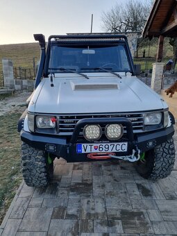 Toyota land cruiser lj73 - 5