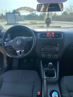 Volkswagen Jetta 1.6 TDI ,77kW - 5
