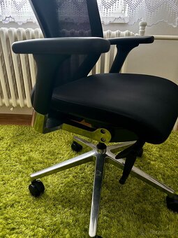 SIDIZ T50 ergonomická kancelárska stolička - 5