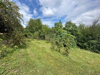 Ponúkame na predaj chatu s 905 m2 pozemkom - 5