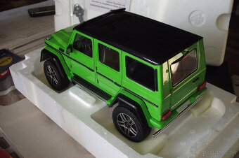 1:18 Mercedes G - 5