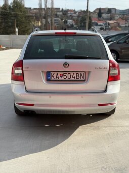 Škoda Octavia Combi 2.0 TDI Elegance DSG - 5