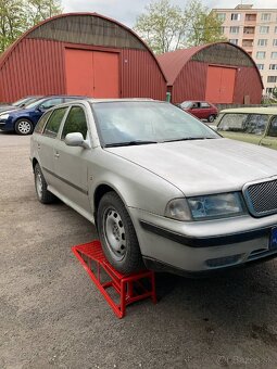 Škoda Octavia - 5