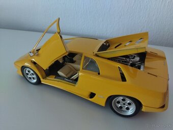 Lamborghini Diablo Bburago 1:18 - 5