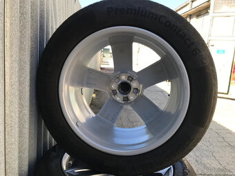 Predam 20” elektrony s pneu na AUDI Q8 - 5