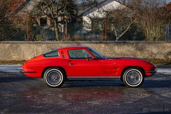 Chevrolet Corvette C2 Stingray (1964) - 5