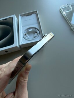 iPhone 15 Pro Max 256GB - Natural Titanium - 5