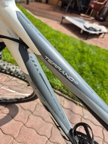 Juniorský horský bicykel Terrano 1.0 - hliníkový rám - 5