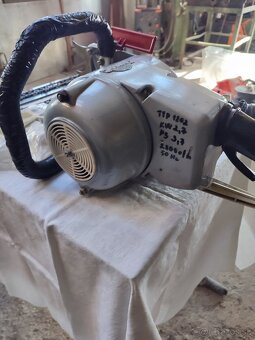 Pila Stihl E30 - 5