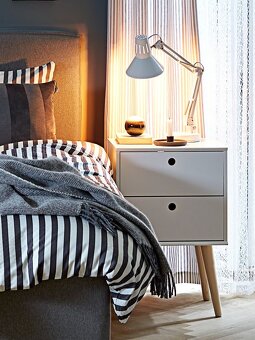 Postel biela 80 x 200 Drevona TADE a nočný stolík biely - 5