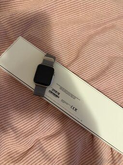 Predám Apple Watch SE 40mm - 5