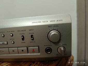 SONY MDS-JE500...JAPAN 1996-97 - 5