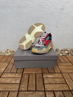 Balenciaga Triple S - 5