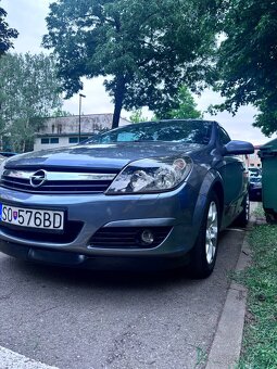 Opel Astra ( H ) GTC - 5