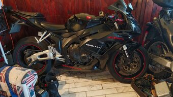 Honda CBR 1000 rr - 5