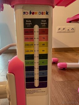 Detský rastúci písací stôl s nastaviteľnou výškou - 5