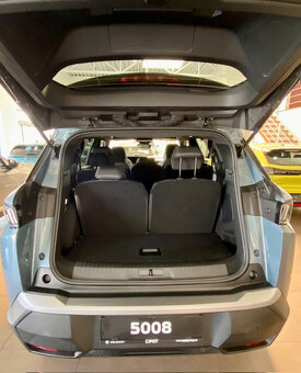 PEUGEOT 5008 ALLURE Hybrid 48V 145k e-DCS6 - 7 miestne - 5