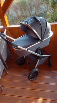 MOON RESEA S - 5