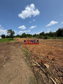 NA PREDAJ – pozemok v obci LUHYŇA - 5