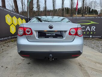 Volkswagen Jetta 1.9 TDI Comfortline DSG - 5