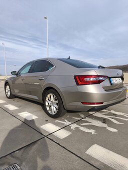 Škoda Superb 2.0 TDI Style DSG - 5