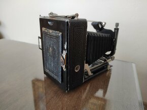 Starý fotoaparát Compur - 5