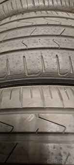 Predám 4ks jazdené letné 215/45r18-89V Hankook - 5