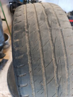 Predám gumy 215/60r16. 99 H letné - 5