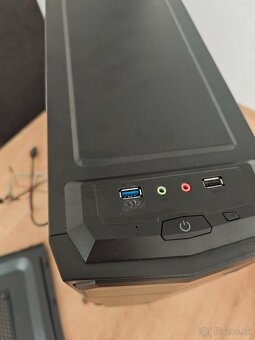 Pc skrinka Zalman ZM-T4 Mini Tower + Fortron ATX zdroj - 5