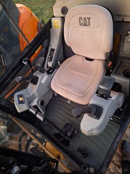 Minibager Caterpillar 301.8 - 5