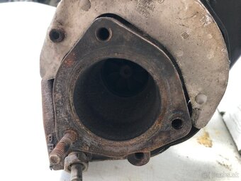 Audi Q7 - Turbodúchadlo Audi Q7 4.2 TDI V8  originál - 5