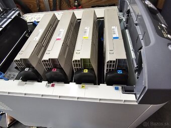 Tlačiareň A4 s bielym tonerom OKI ES7411WT - 5