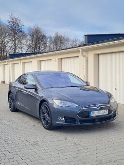 Tesla Model S 85 - 5