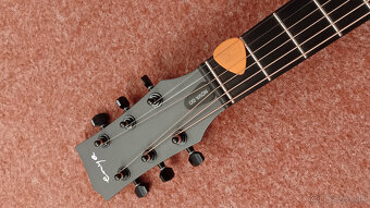 Gitara Enya so zabudovanými efektmi - 5