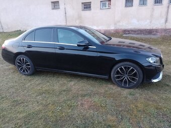 Predám Mercedes E220 model w213 ročník 2017 - 5