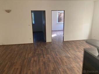 3+1 80m2 vyborna lokalita ul.Mierova Čadca - 5