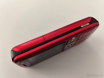 Sony Ericsson K610i - 5